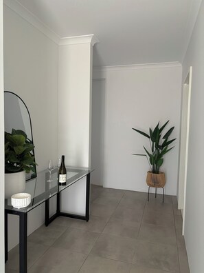 Interior - Innerbloom Stay Busselton - Guest House (West Busselton)