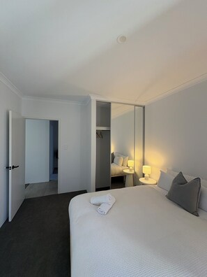 2 bedrooms, free WiFi, bed sheets - Innerbloom Stay Busselton - Guest House (West Busselton)