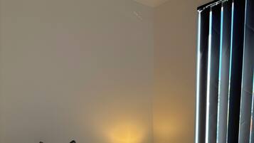 2 soverom, wi-fi (inkludert) og sengetøy