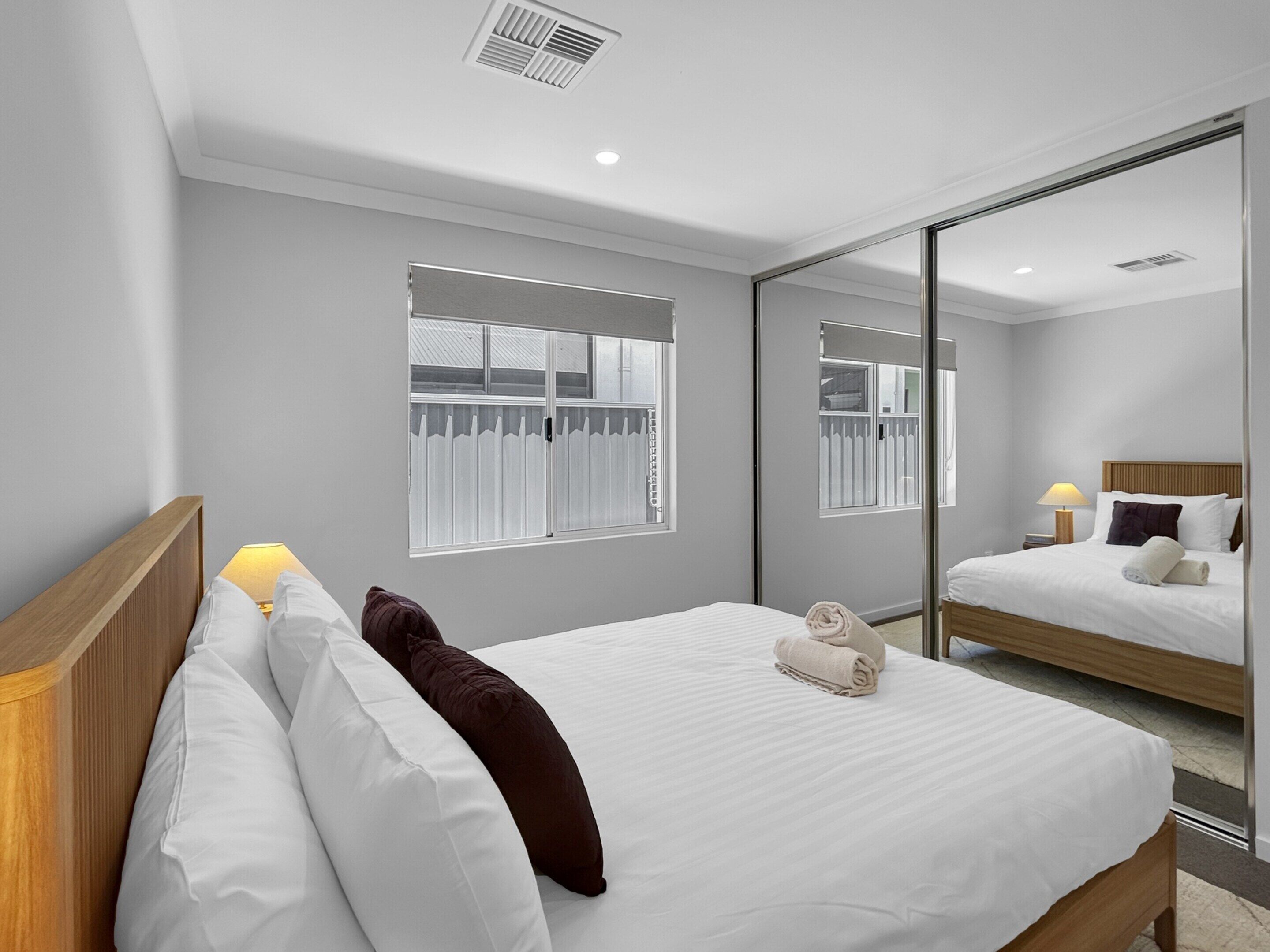 Căn hộ | 3 phòng ngủ, bộ trải giường 