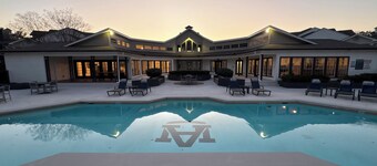 3BR/3BA Condo w/ New Interior Walk to Jordan-Hare