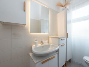 Hair dryer, towels, soap, toilet paper - La Dolce Darsena - Your Milan Escape near Navigli and Duomo (Milano)