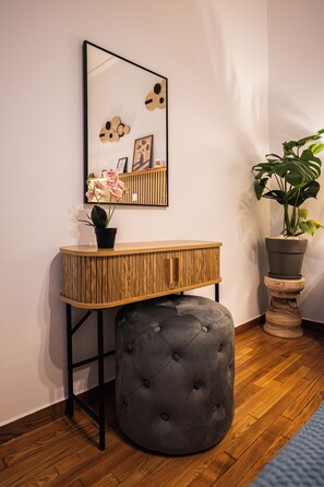 Interior - Lysé Athens -Timeless Escape Beneath the Acropolis (Athina)