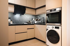 Private kitchen - Lysé Athens -Timeless Escape Beneath the Acropolis (Athina)
