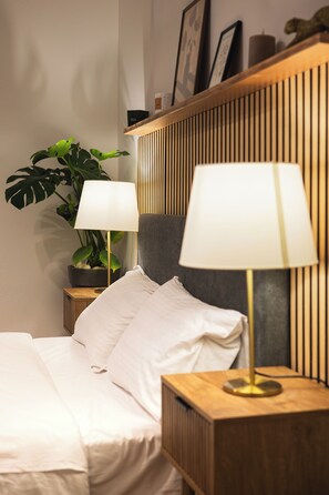 2 bedrooms, iron/ironing board, free WiFi, bed sheets - Lysé Athens -Timeless Escape Beneath the Acropolis (Athina)