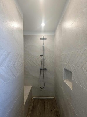 Toilet paper - Villa Papillon (Monteux)