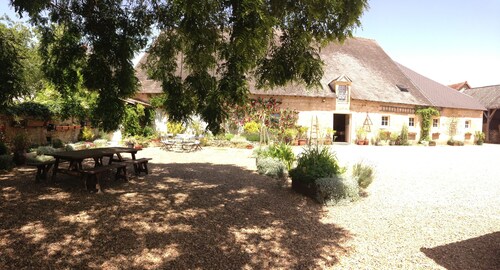 Gîte familiale La Ferme des Forges, 4 rooms 11 persons with swimming pool