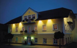 Exterior - Hotel Zur Post (Buechlberg)