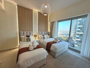 Iron/ironing board, WiFi, bed sheets - High-Floor 2BR + Maid  Sleeps 9 Pool View Reem Island (Abu Dhabi)