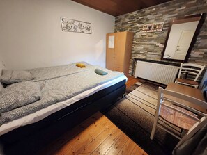 Shared Dormitory, 1 Bedroom, Smoking, Garden View | 1 bedroom - Room-modern Villa Near CPH Airport & Bea (Kastrup)