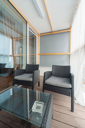 Terrace/patio - Skyline City View Residence: Balcony, Garage Parking & Eurovea Steps Away (Bratislavský kraj)