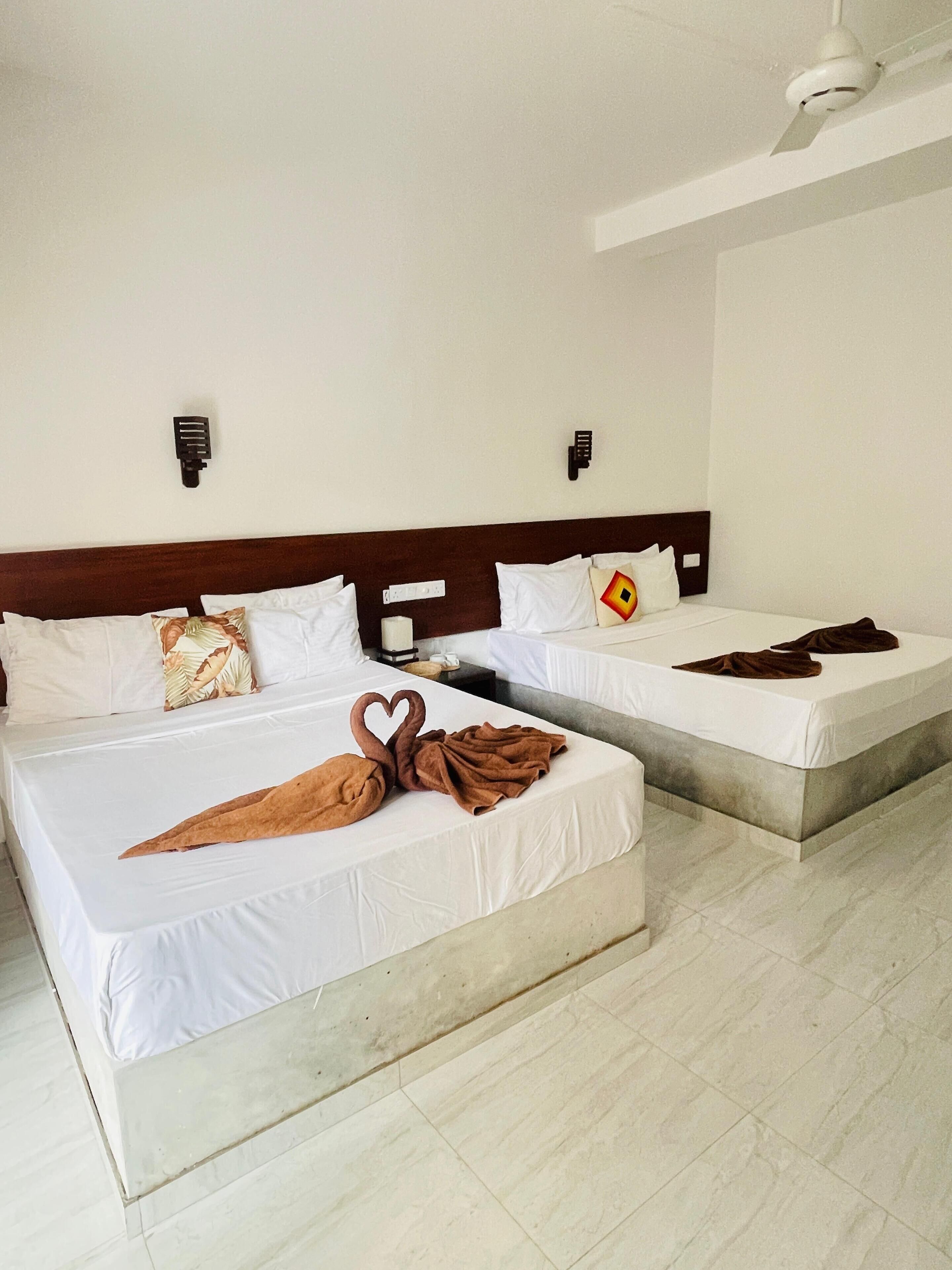 Deluxe Room | Desk, laptop workspace, free WiFi