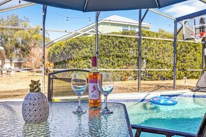 Pool - Family 4 Bedroom Davenport Pool Home! (Davenport)