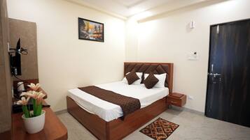 Classic Double Room, City View | Free WiFi