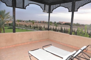 Perhehuone, parveke | Terassi/patio