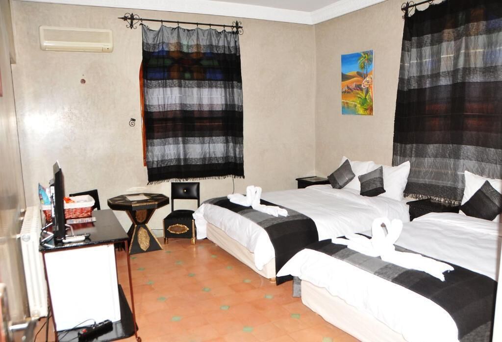 Superior Triple Room | Blackout drapes, iron/ironing board, free WiFi