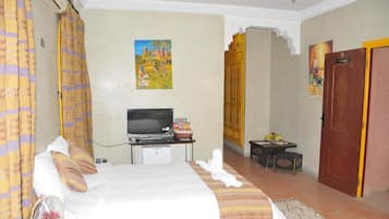 Blackout drapes, iron/ironing board, free WiFi