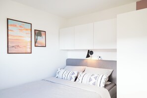 Deluxe Apartment, Balcony, Garden View | Free WiFi - Sohana Lifestyle Apartment Stefan's Home (Rust)