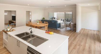 Spirit of the Bay - Central Busselton