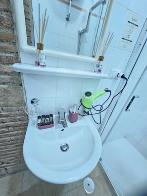 Superior Double Room | Bathroom - Hotel Giubileo (Rome)