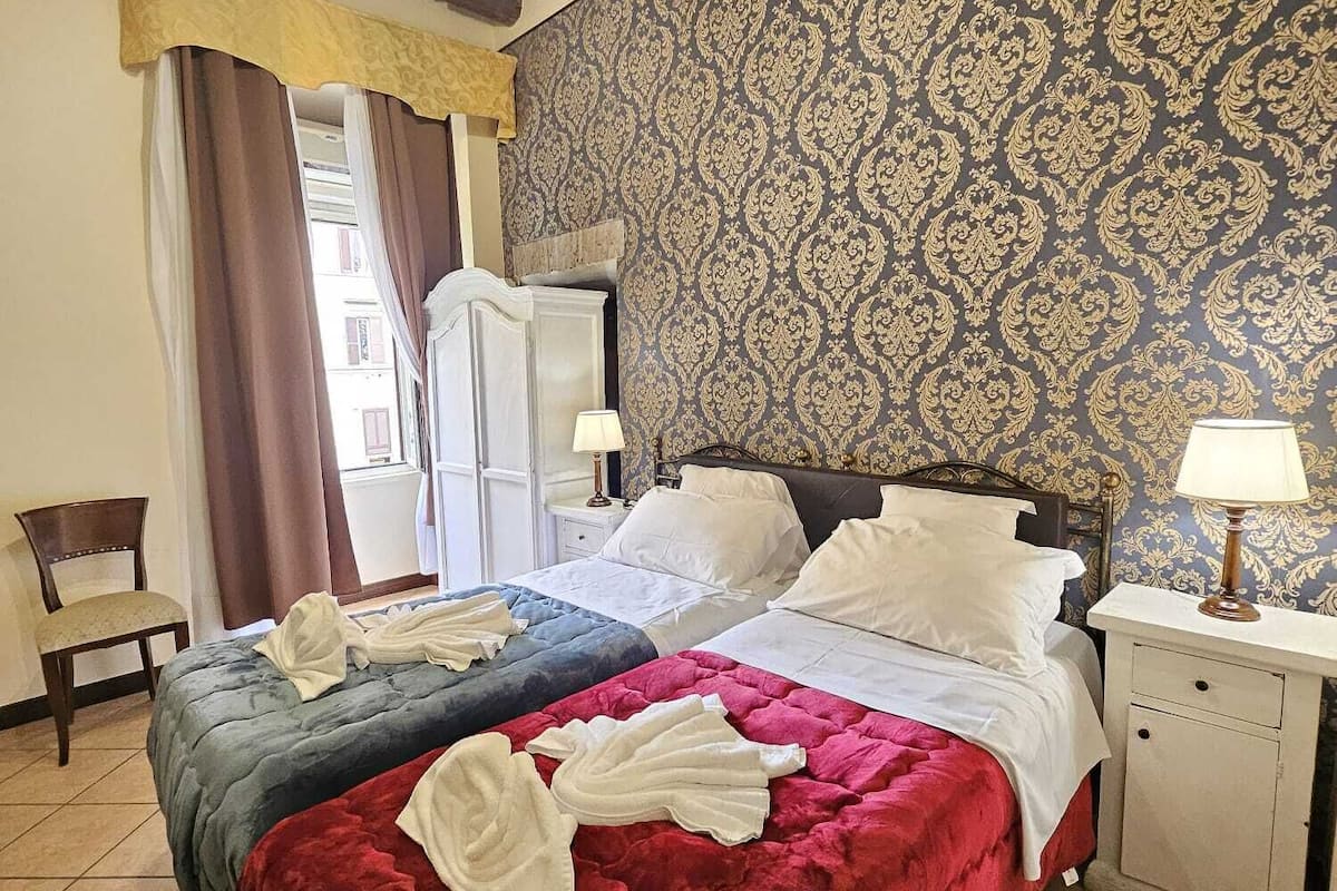 Egyptian cotton sheets, premium bedding, down comforters