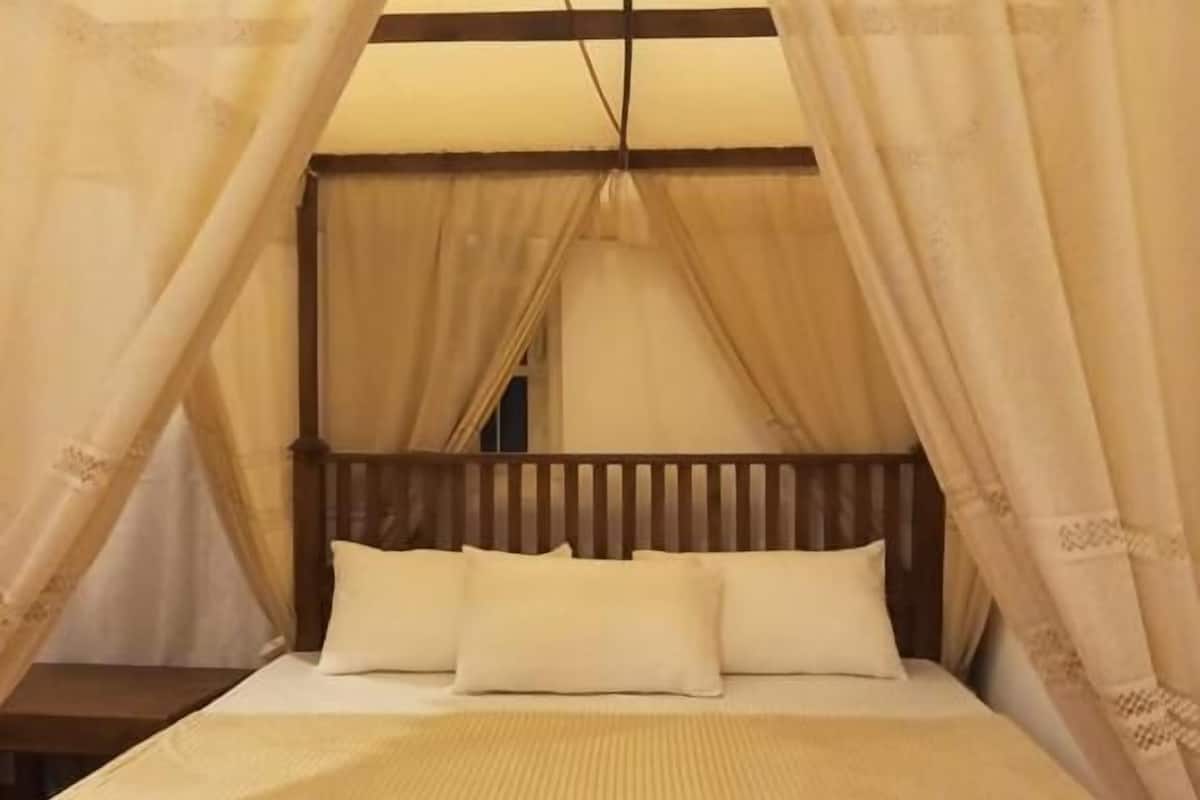 Tabla de planchar con plancha