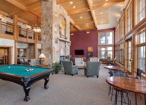 Games room - Grand Timber Lodge Studio, Hot Tubs, Pools & Sauna, map location is not correct (Breckenridge)
