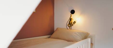 Comfort Duplex, 2 Bedrooms, Private Pool | Desk, laptop workspace, free WiFi