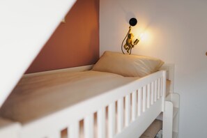 Dúplex Confort, 2 habitaciones, alberca privada | Escritorio, espacio para trabajar con laptop y wifi gratis 