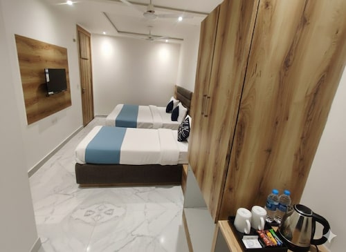 Hotel Ravi Palace Agra