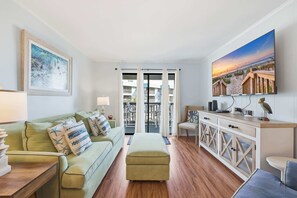 Smart TV - Shoreline Glimmer at Sea Cabin w Pool (North Myrtle Beach)