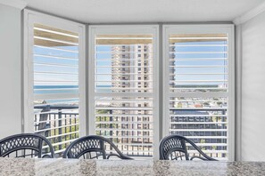 Interior - Ocean View Resort Condo w Private Master Suite (Myrtle Beach)