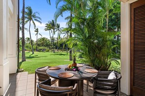 Casa de ciudad, varias camas, lanai, vista al campo de golf (Mauna Lani Islands D3) | Vista desde la habitación