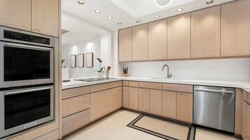 Townhome, Multiple Beds, Lanai, Golf View (Mauna Lani Islands D3) | Private kitchen