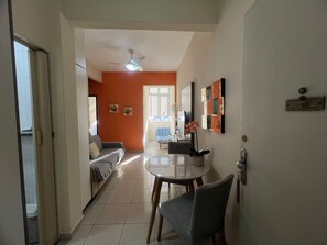 Living area - Cozy 1-bedroom apartment in awesome Rio de Janeiro with AC (Rio de Janeiro)