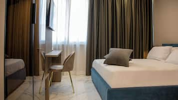 Superior Double Room, Private Bathroom | In-room safe, desk, free WiFi