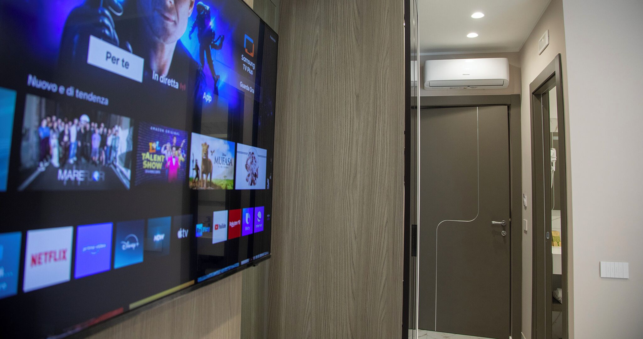 Superior Double Room, Private Bathroom | Interior