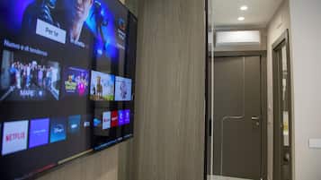 Superior Double Room, Private Bathroom | Interior