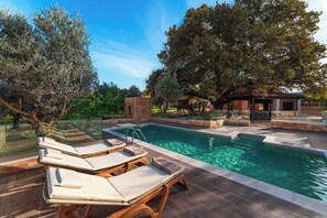 Pool - Family Estate ,4 BR Villa + 2 BR Guesthouse ,  Privat Pool & Playground , Rhodes (Ialisos)