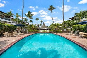 Pool - Kona Condo Near Downtown Partial Ocean View Central A/C Sleeps 4 - Vrkcv (Kailua-Kona)