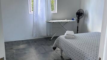 Blackout drapes, free WiFi