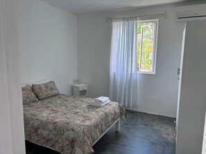 Verdunkelungsvorhänge, kostenloses WLAN