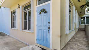 Exterior detail - Peaceful 1-bedroom cottage, Minutes from Magen's Bay! (St Thomas)