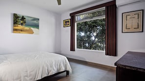 Room - Peaceful 1-bedroom cottage, Minutes from Magen's Bay! (St Thomas)