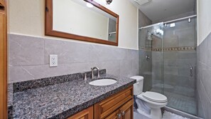 Bathroom - Peaceful 1-bedroom cottage, Minutes from Magen's Bay! (St Thomas)