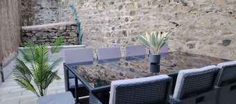 L'Odyssée de Mélyna entre Beaujolais et Bourgogne - Gite 12 personnes à Jullié.