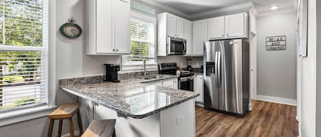 Condo, 2 Queen Beds, Balcony, Garden View (Hidden Lake Condominiums 314) | Private kitchen
