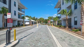 Khuôn viên nơi lưu trú