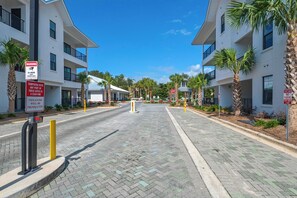 Property grounds - 2BR Near Gulf Place w/ Pool, Grill + Free Tickets: Dolphin Cruise & More! (Santa Rosa Beach)