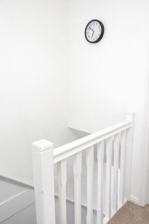 Interior - Modern 2-bedroom home in superb Ramsgate location. Free parking. Pet Friendly! (Ramsgate)